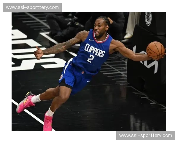 伦纳德单核持球体系仍在磨合 快船主场惨败骑士暴露攻防问题